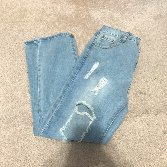 🌟NEW🌟 boyfriend jeans! - Picture 3 of 6
